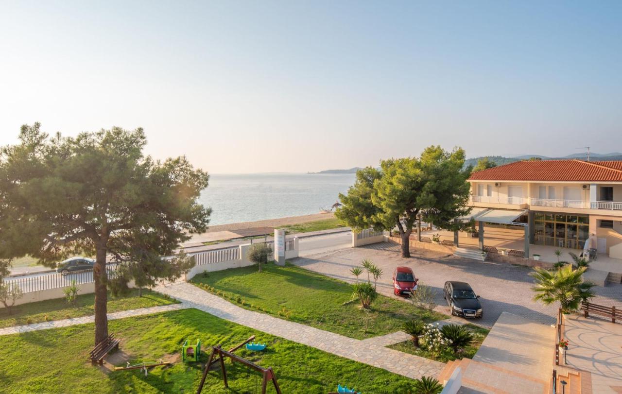 Toroni Blue Sea Hotel Exterior foto