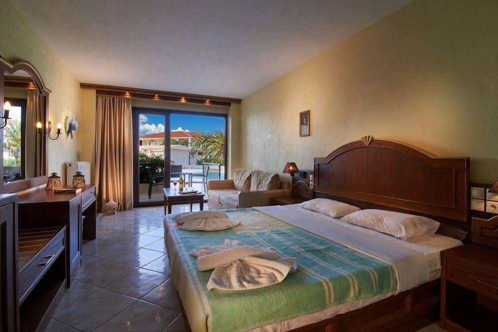 Toroni Blue Sea Hotel Exterior foto